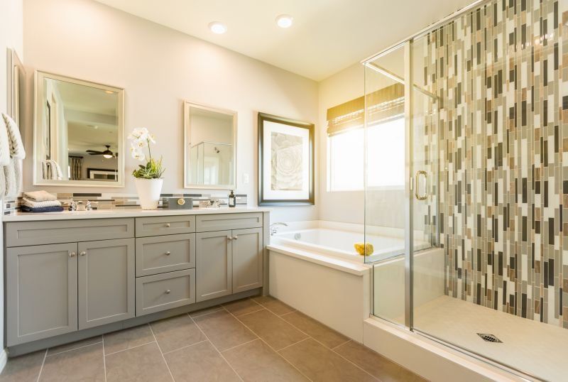 Bathroom Makeover Service in La Vernia, TX