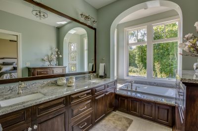 Luxury Bathroom Remodeling in La Vernia, TX